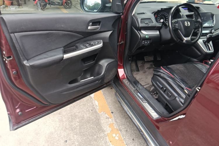 Used Honda CR-V 2012 2.4L four-wheel drive luxury version Driver Seat