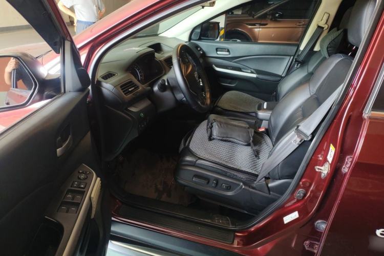 Used Honda CR-V 2012 2.4L four-wheel drive luxury version Driver Seat