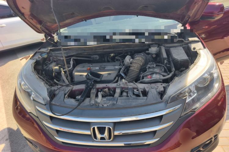 Used Honda CR-V 2012 2.4L four-wheel drive luxury version Engine Bay