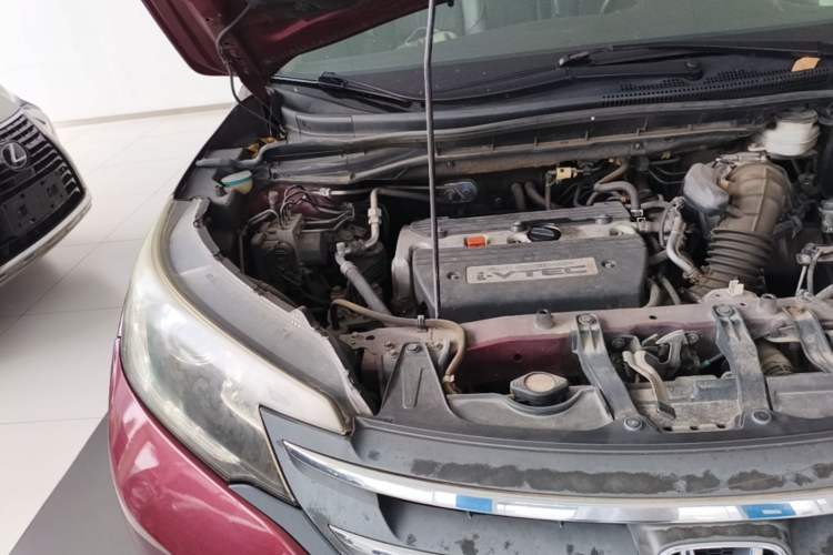 Used Honda CR-V 2012 2.4L four-wheel drive luxury version Engine Bay Right