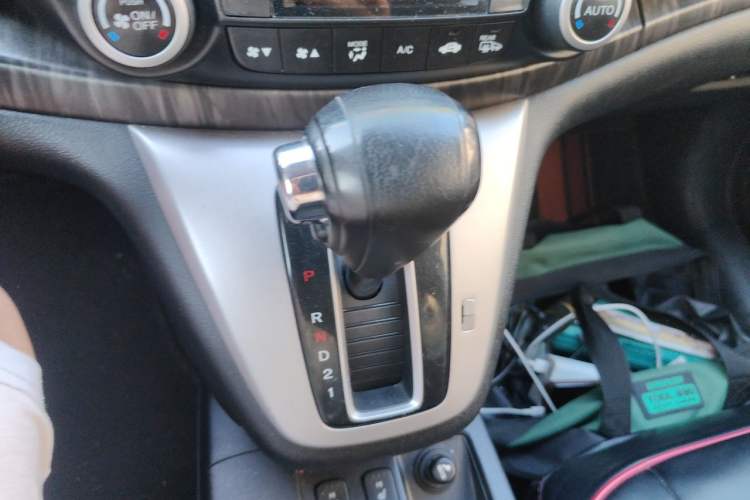 Used Honda CR-V 2012 2.4L Four-Wheel Drive Prestige Navigation Edition Gear Lever