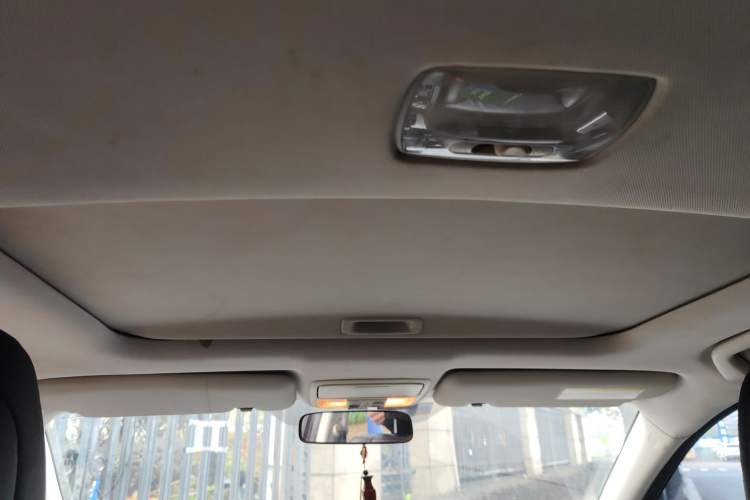 Used Honda CR-V 2012 2.4L four-wheel drive luxury version Headliner