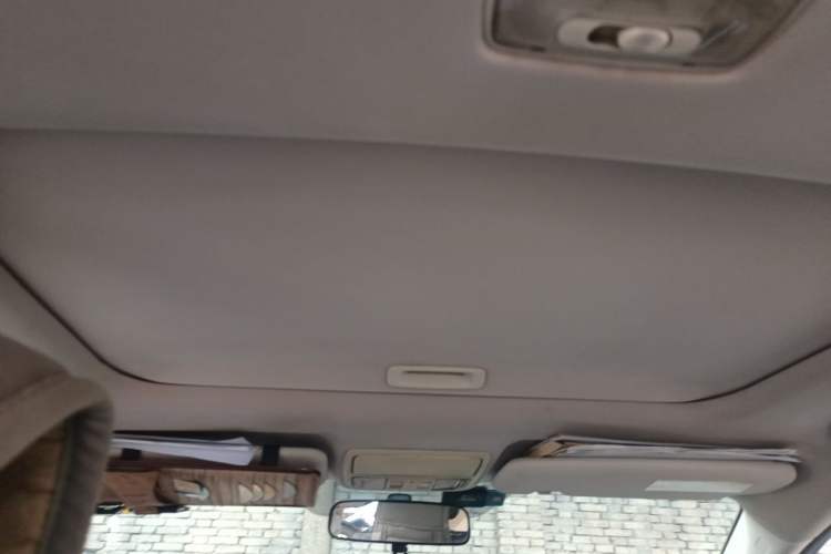 Used Honda CR-V 2012 2.4L four-wheel drive luxury version Headliner