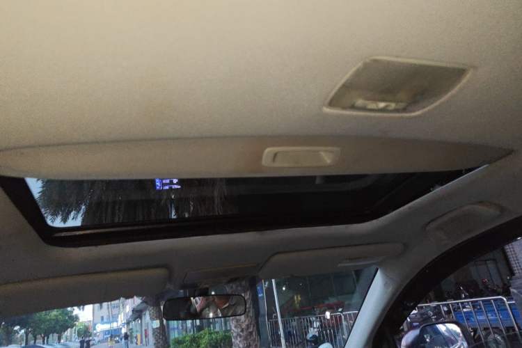 Used Honda CR-V 2012 2.4L Four-wheel Drive Prestige Edition Headliner