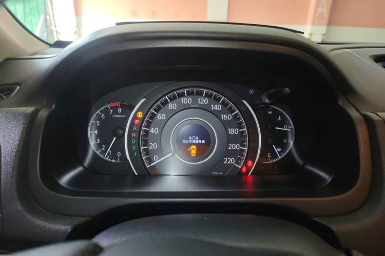 Used Honda CR-V 2012 2.4L four-wheel drive luxury version Instrument Cluster