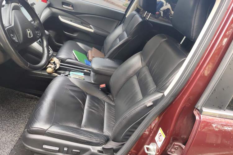 Used Honda CR-V 2012 2.4L four-wheel drive luxury version Left Front Seat