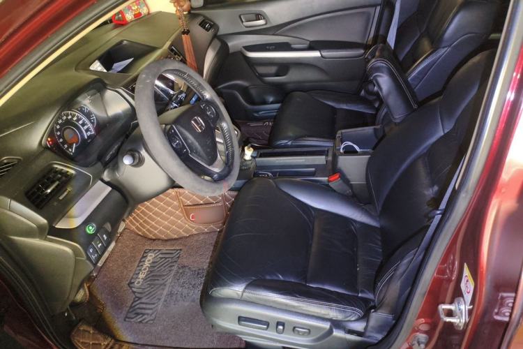 Used Honda CR-V 2012 2.4L four-wheel drive luxury version Left Front Seat