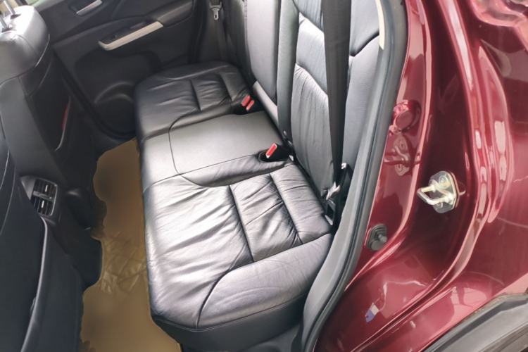 Used Honda CR-V 2012 2.4L four-wheel drive luxury version Left Rear Seat