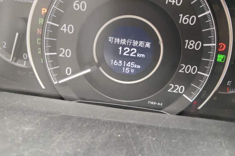 Used Honda CR-V 2012 2.4L four-wheel drive luxury version Odometer Close Up