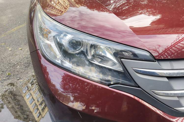 Used Honda CR-V 2012 2.4L four-wheel drive luxury version Right Front Headlight