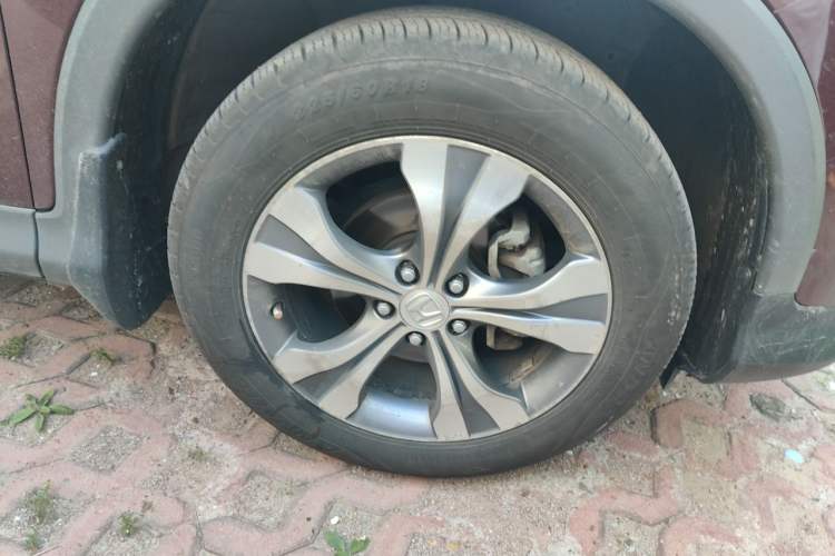 Used Honda CR-V 2012 2.4L Four-Wheel Drive Prestige Navigation Edition Right Front Wheel Hub