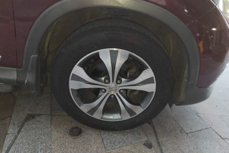 Used Honda CR-V 2012 2.4L Four-wheel Drive Prestige Edition Right Front Wheel Hub
