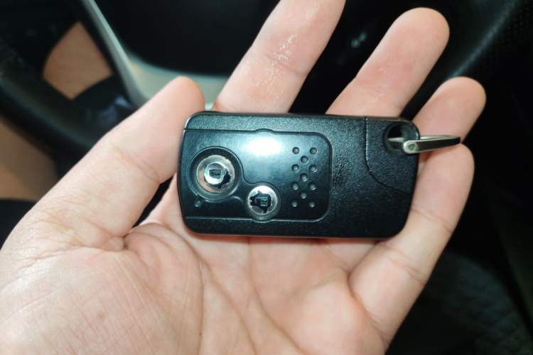 Used Honda CR-V 2012 2.4L four-wheel drive luxury version Vehicle Key