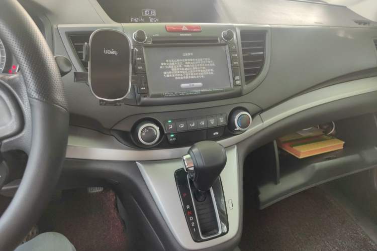 Used Honda CR-V 2012 2.0L two-wheel drive urban version Audio And AC Panel