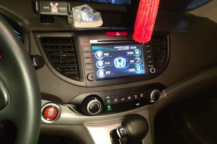 Used Honda CR-V 2012 2.0L two-wheel drive urban version Audio And AC Panel