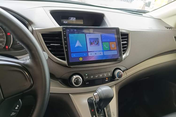 Used Honda CR-V 2012 2.0L two-wheel drive urban version Audio And AC Panel