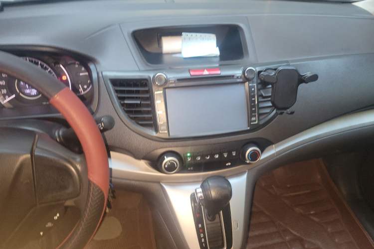 Used Honda CR-V 2012 2.0L two-wheel drive urban version Audio And AC Panel