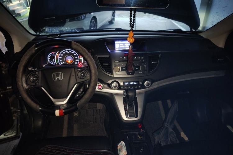 Used Honda CR-V 2012 2.4L four-wheel drive luxury version Center Console