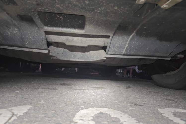 Used Honda CR-V 2012 2.4L four-wheel drive luxury version Chassis Front