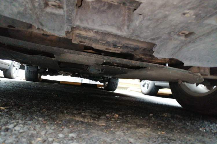Used Honda CR-V 2012 2.4L four-wheel drive luxury version Chassis Front