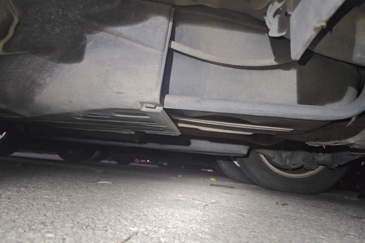 Used Honda CR-V 2012 2.4L four-wheel drive luxury version Chassis Rear Left