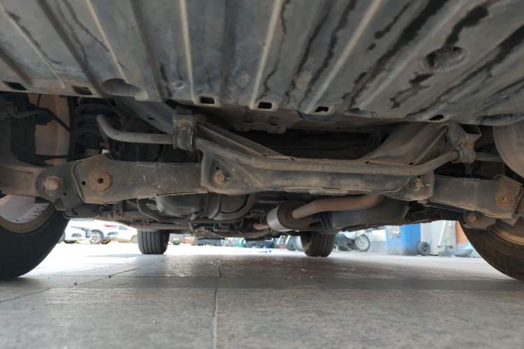 Used Honda CR-V 2012 2.0L two-wheel drive urban version Chassis Rear