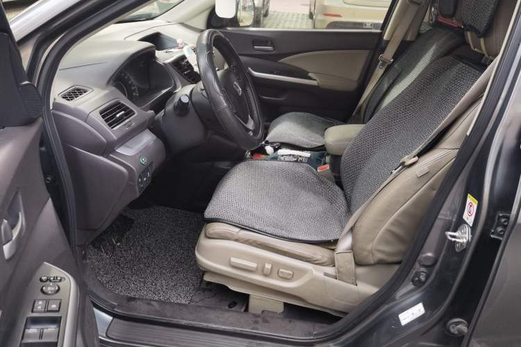Used Honda CR-V 2012 2.4L four-wheel drive luxury version Driver Seat