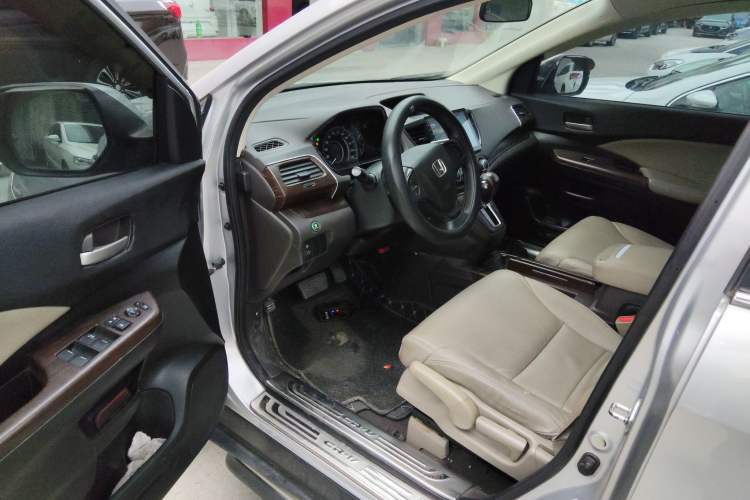 Used Honda CR-V 2012 2.0L two-wheel drive urban version Driver Seat