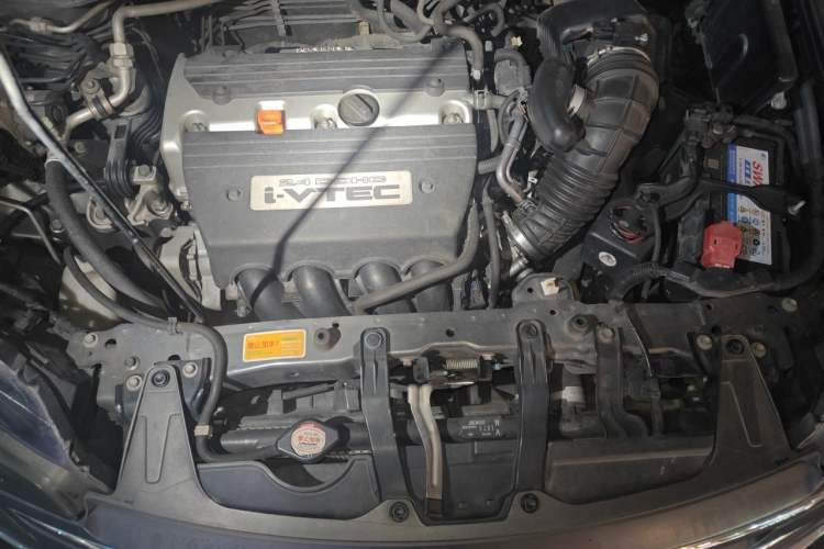 Used Honda CR-V 2012 2.4L four-wheel drive luxury version Engine Bay