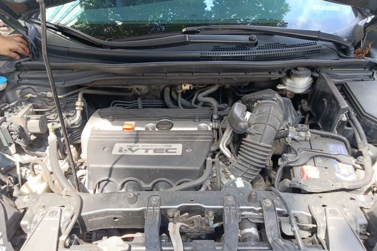 Used Honda CR-V 2012 2.4L four-wheel drive luxury version Engine Bay
