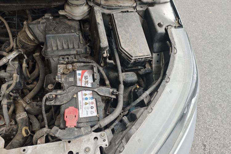 Used Honda CR-V 2012 2.0L two-wheel drive urban version Engine Bay Left