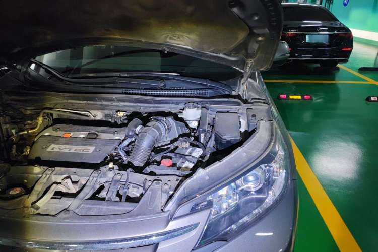 Used Honda CR-V 2012 2.4L four-wheel drive luxury version Engine Bay Left