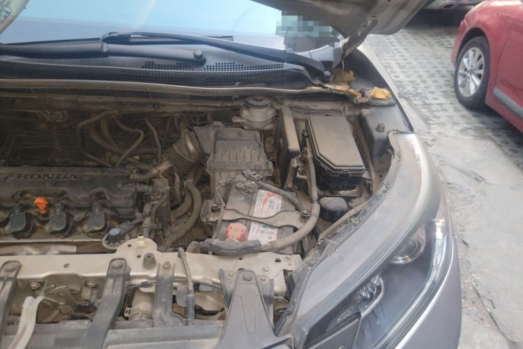 Used Honda CR-V 2012 2.0L two-wheel drive urban version Engine Bay Left