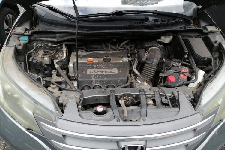 Used Honda CR-V 2012 2.4L four-wheel drive luxury version Engine Bay