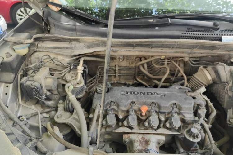 Used Honda CR-V 2012 2.0L two-wheel drive urban version Engine Bay Right