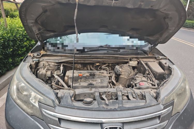 Used Honda CR-V 2012 2.4L four-wheel drive luxury version Engine Bay