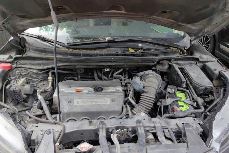 Used Honda CR-V 2012 2.4L four-wheel drive luxury version Engine Bay