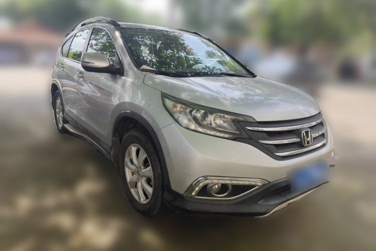 Used Honda CR-V 2012 2.0L two-wheel drive urban version Front Right 45 Deg