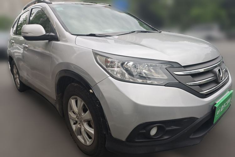 Used Honda CR-V 2012 2.0L two-wheel drive urban version Front Right 45 Deg