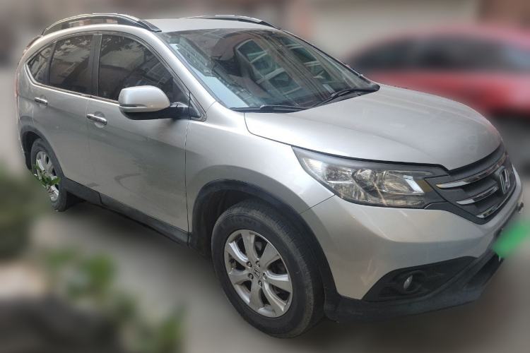 Used Honda CR-V 2012 2.0L two-wheel drive urban version Front Right 45 Deg
