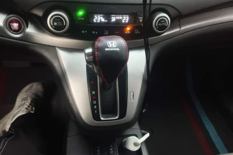 Used Honda CR-V 2012 2.4L four-wheel drive luxury version Gear Lever