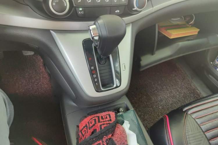 Used Honda CR-V 2012 2.0L two-wheel drive urban version Gear Lever