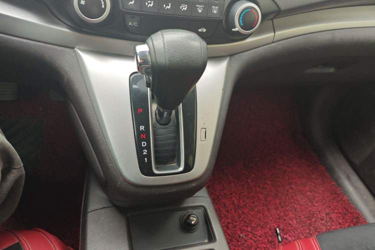 Used Honda CR-V 2012 2.0L two-wheel drive urban version Gear Lever