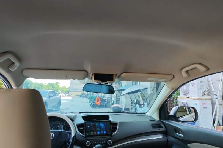 Used Honda CR-V 2012 2.0L two-wheel drive urban version Headliner
