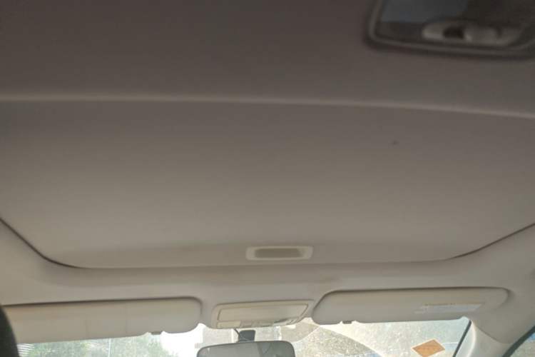 Used Honda CR-V 2012 2.4L four-wheel drive luxury version Headliner