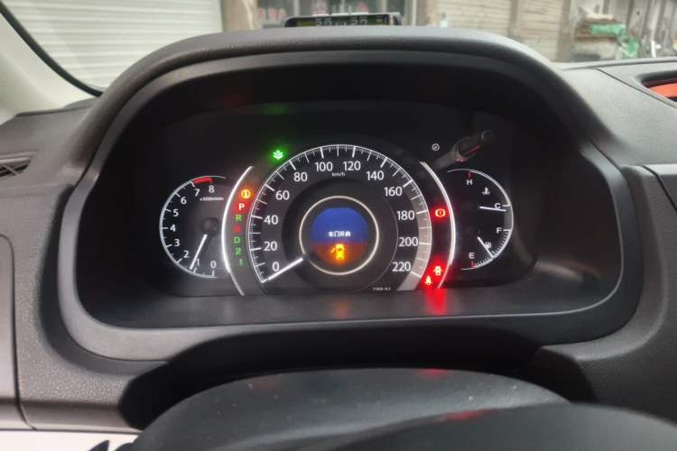 Used Honda CR-V 2012 2.4L four-wheel drive luxury version Instrument Cluster