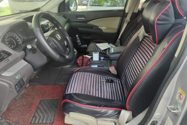Used Honda CR-V 2012 2.0L two-wheel drive urban version Left Front Seat