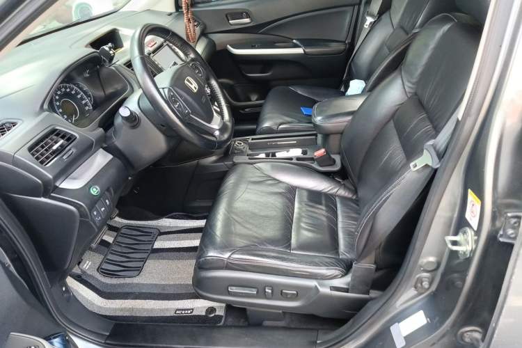 Used Honda CR-V 2012 2.4L four-wheel drive luxury version Left Front Seat