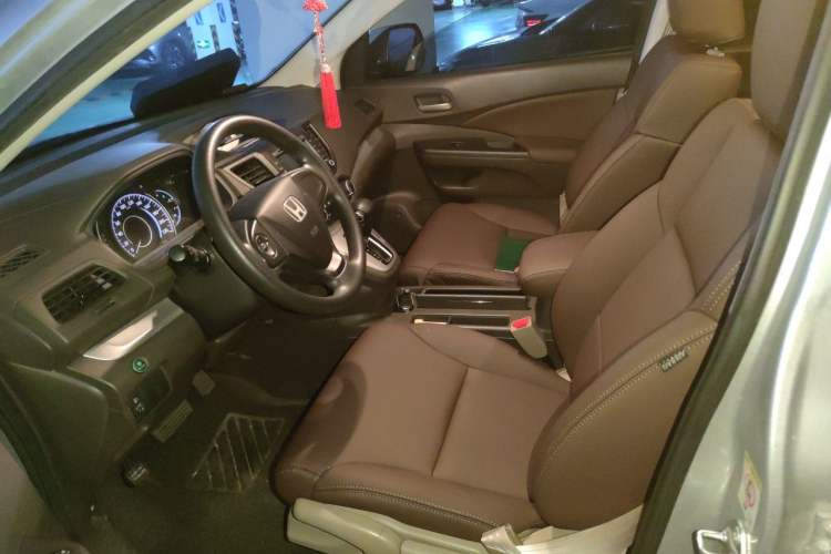 Used Honda CR-V 2012 2.0L two-wheel drive urban version Left Front Seat