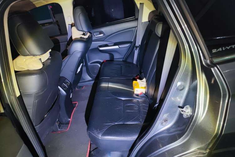 Used Honda CR-V 2012 2.4L four-wheel drive luxury version Left Rear Seat